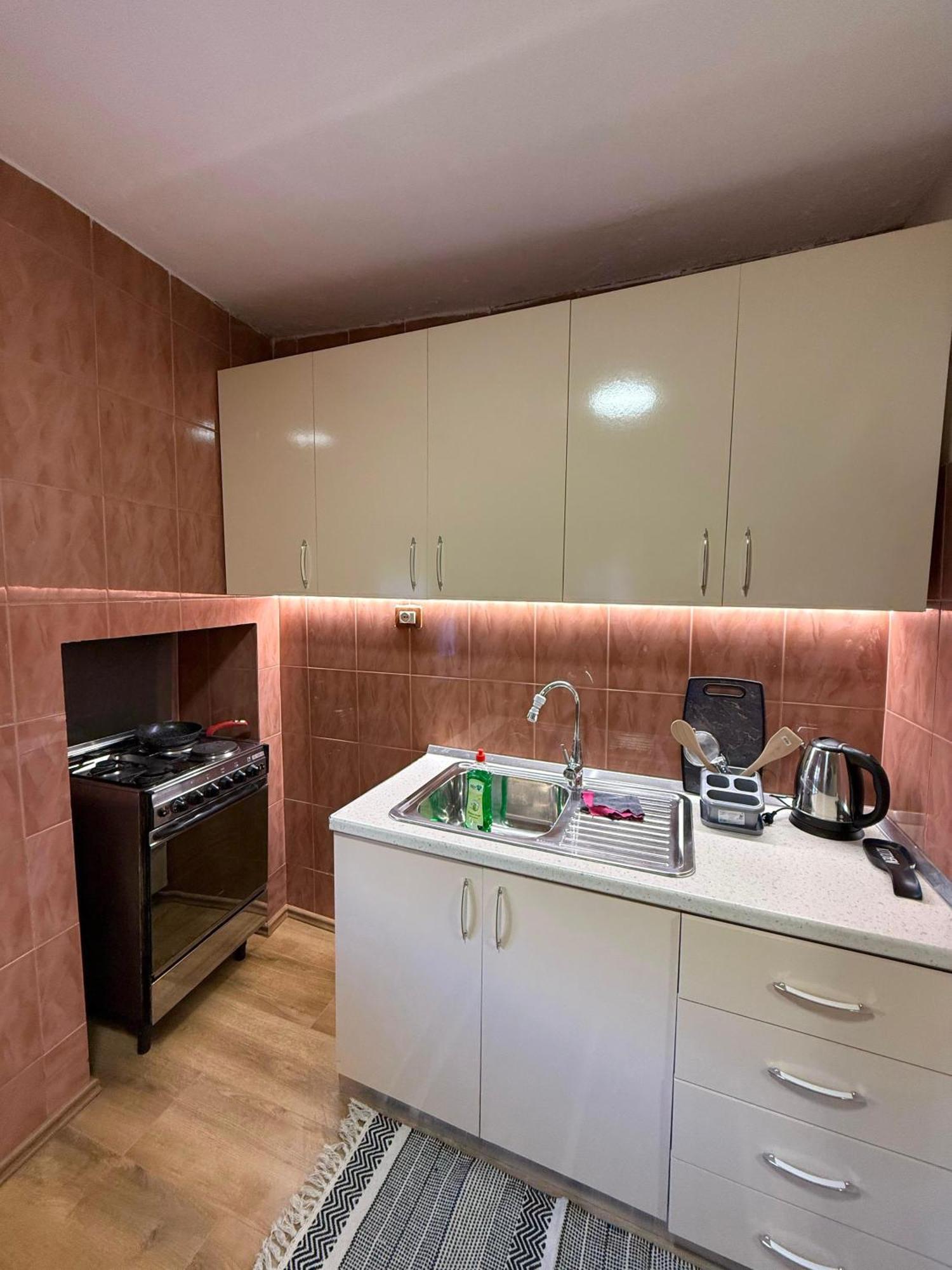 Shkodra Guest House 2 Kültér fotó