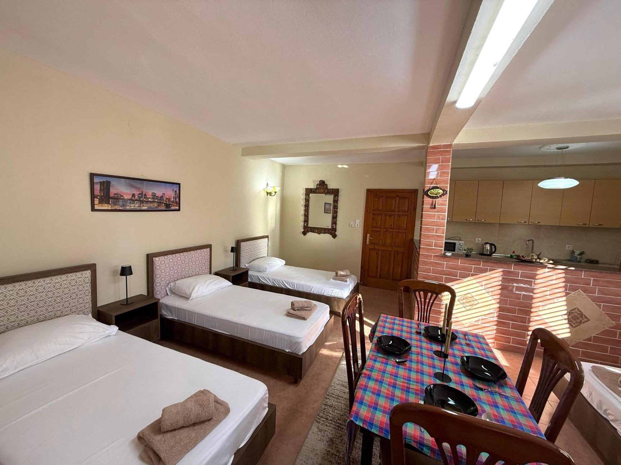 Shkodra Guest House 2 Kültér fotó