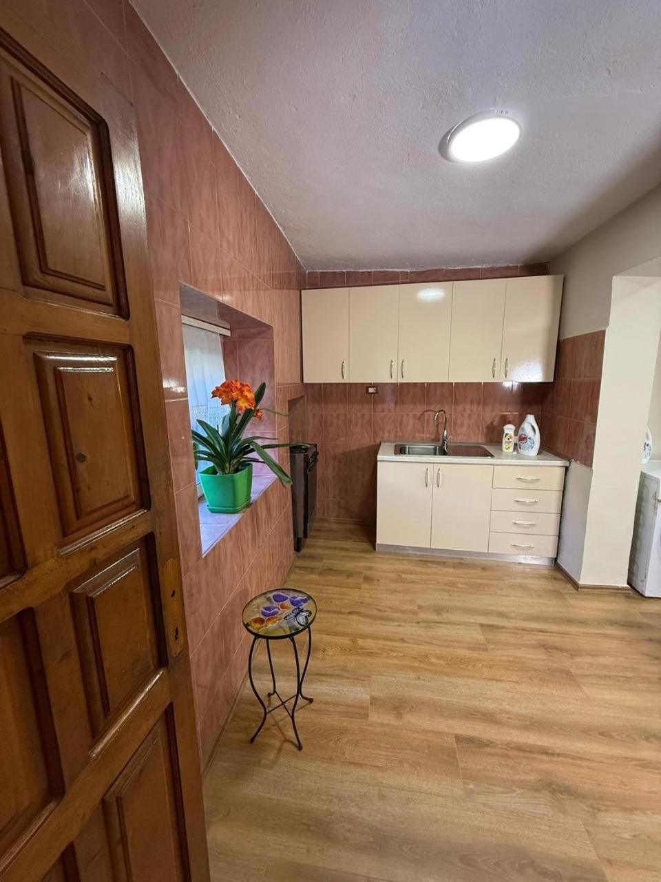 Shkodra Guest House 2 Kültér fotó