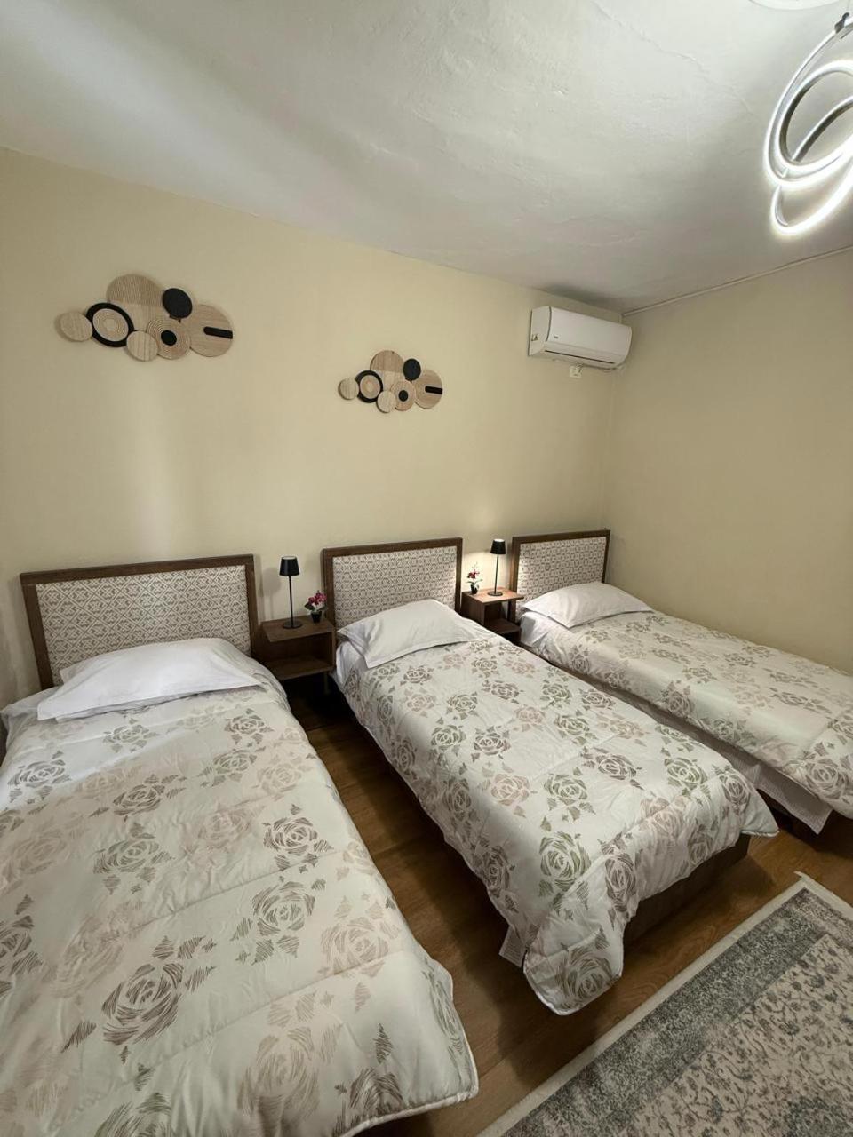 Shkodra Guest House 2 Kültér fotó